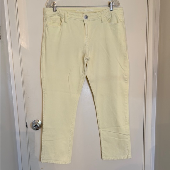 Banana Republic Pants - Yellow banana, republic Cropped Pants